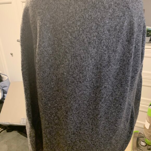 Abercrombie & Fitch Men's Pullover Sweater - Picture 2 of 5